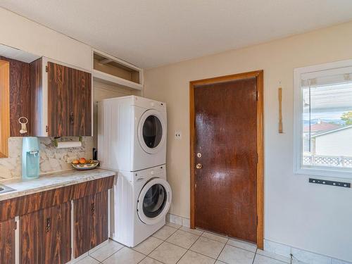 538 Linden Ave, Kamloops, BC - Indoor Photo Showing Laundry Room