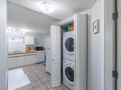 538 Linden Ave, Kamloops, BC - Indoor Photo Showing Laundry Room