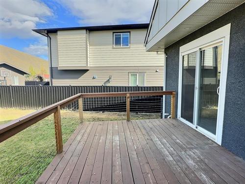 1768 Parkcrest Ave, Kamloops, BC - Outdoor With Deck Patio Veranda With Exterior