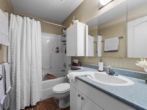 119 Fernie Place, Kamloops, BC - Indoor Photo Showing Bathroom