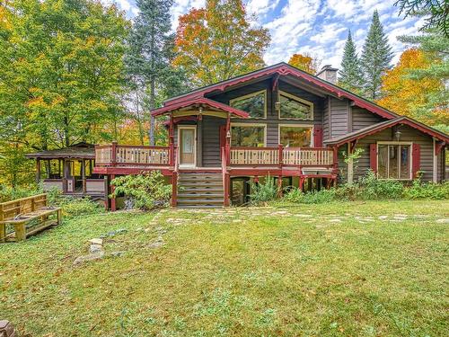 FaÃ§ade - 470 Rue De L'Edelweiss, Sainte-Agathe-Des-Monts, QC - Outdoor With Deck Patio Veranda