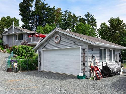 1789 Country Rd, Qualicum Beach, BC 