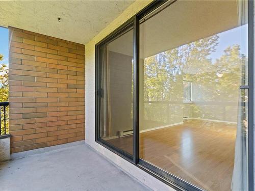 409-1630 Quadra St, Victoria, BC - Outdoor With Exterior