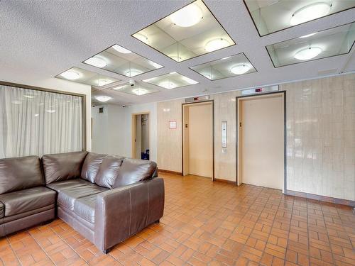 409-1630 Quadra St, Victoria, BC - Indoor