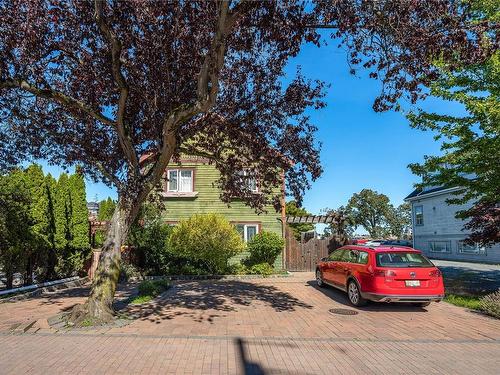 485 Head St, Esquimalt, BC 