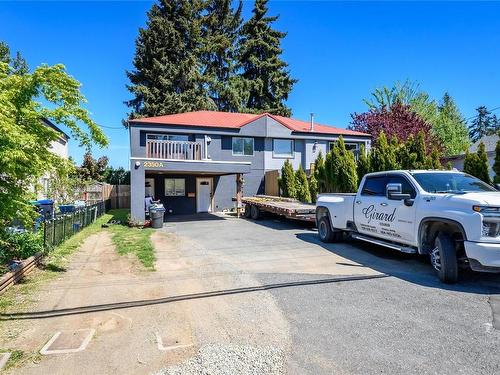 A-2350 Willemar Ave, Courtenay, BC - Outdoor