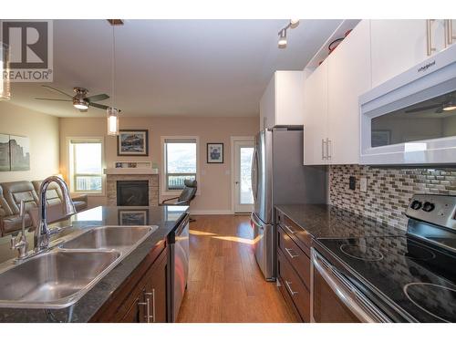 4505 Bellevue Drive, Vernon, BC - Indoor Photo Showing Kitchen With Double Sink