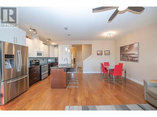 4505 Bellevue Drive, Vernon, BC - Indoor Photo Showing Kitchen