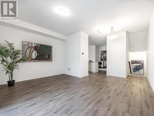 48 - 1317 Leriche Way, Milton, ON - Indoor Photo Showing Living Room