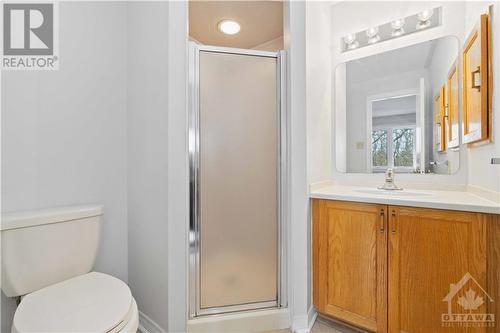 1904 Summerfields Crescent, Ottawa, ON - Indoor Photo Showing Bathroom