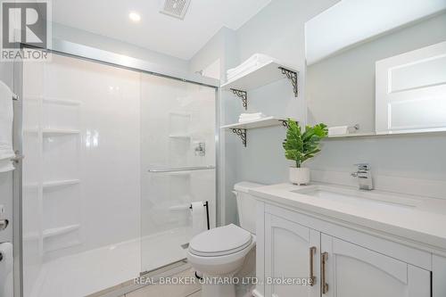 4133 Conc 12 Sunnidale Road, Clearview, ON - Indoor Photo Showing Bathroom