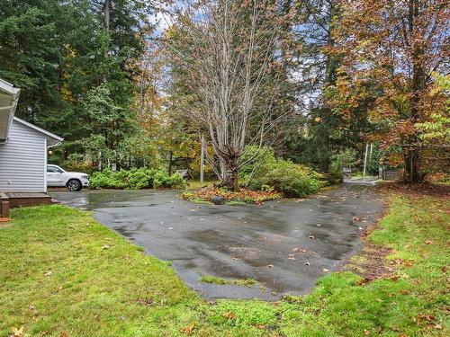 5910 Sea Terrace Rd, Courtenay, BC 