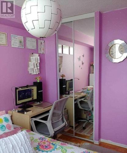 907 - 301 Prudential Drive, Toronto, ON - Indoor Photo Showing Bedroom