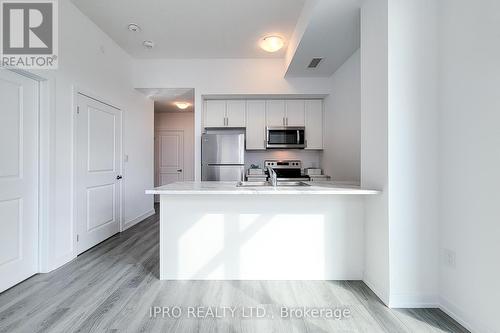 112 - 470 Dundas Street East Street, Hamilton, ON - Indoor Photo Showing Kitchen