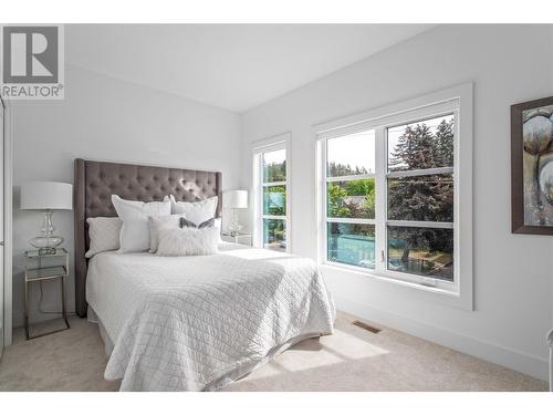 1455 Cara Glen Court Unit# 113, Kelowna, BC - Indoor Photo Showing Bedroom