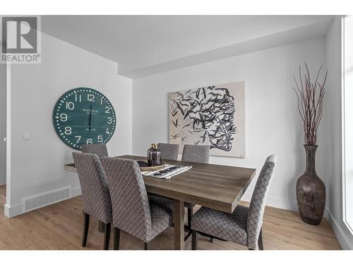 1455 Cara Glen Court Unit# 113, Kelowna, BC - Indoor Photo Showing Dining Room