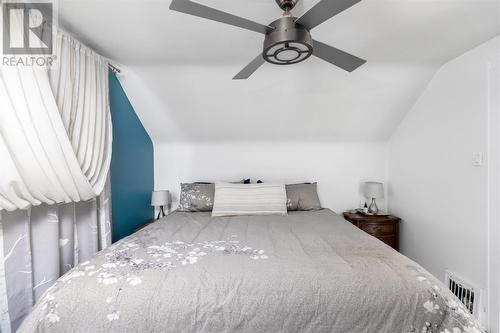 229 Goulais Ave, Sault Ste. Marie, ON - Indoor Photo Showing Bedroom