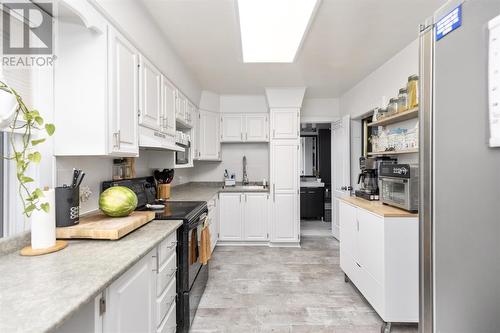 229 Goulais Ave, Sault Ste. Marie, ON - Indoor Photo Showing Kitchen