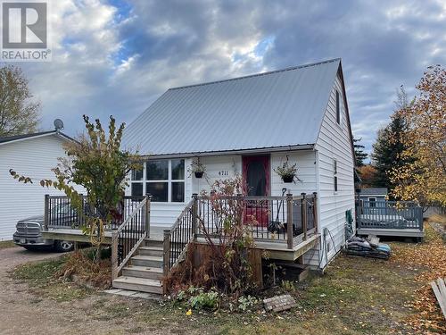 4711 Spruce Avenue, Fort Nelson, BC - Outdoor With Deck Patio Veranda