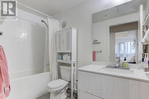 1717 - 330 Richmond Street W, Toronto, ON - Indoor Photo Showing Bathroom