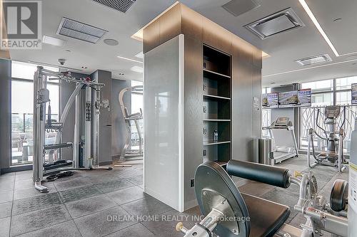 1717 - 330 Richmond Street W, Toronto, ON - Indoor Photo Showing Gym Room