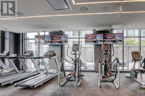 1717 - 330 Richmond Street W, Toronto, ON - Indoor Photo Showing Gym Room