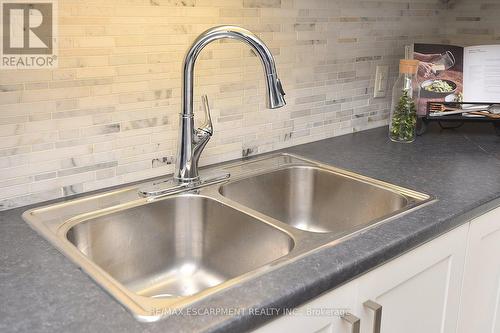 320 - 170 Rockhaven Lane, Hamilton, ON - Indoor Photo Showing Kitchen With Double Sink