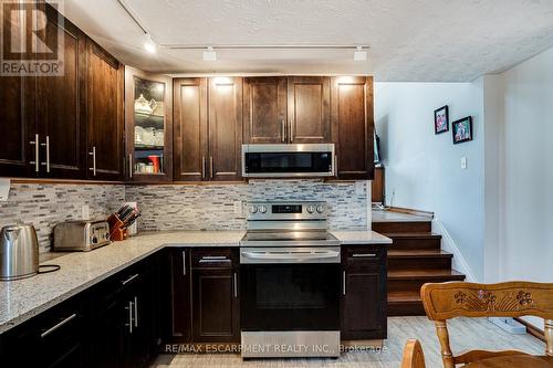 82 Osler Drive, Hamilton, ON - Indoor Photo Showing Kitchen