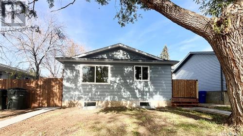 16 Kemp Crescent, Prince Albert, SK - Outdoor