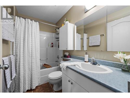 119 Fernie Place, Kamloops, BC - Indoor Photo Showing Bathroom