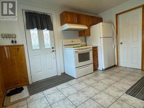 84 Sixth Avenue, Timmins (Central), ON - Indoor Photo Showing Kitchen