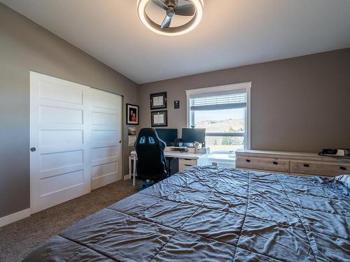 90-6465 Trapp Lake Road, Kamloops, BC - Indoor Photo Showing Bedroom