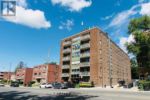 405 - 1291 Bayview Avenue N, Toronto, ON - Outdoor With Facade