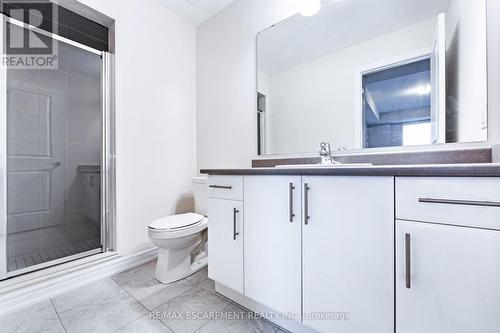 203 - 2393 Bronte Road, Oakville, ON - Indoor Photo Showing Bathroom