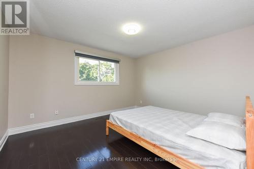 4233 Tea Garden Circle, Mississauga, ON - Indoor Photo Showing Bedroom