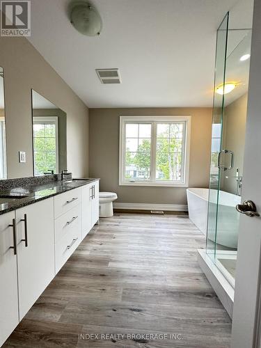 3109 Riselay Avenue, Fort Erie, ON - Indoor Photo Showing Bathroom