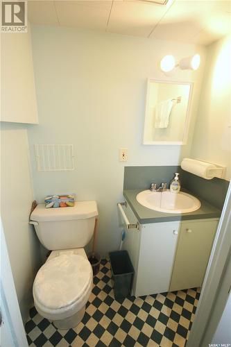 1602 98Th Street, North Battleford, SK - Indoor Photo Showing Bathroom