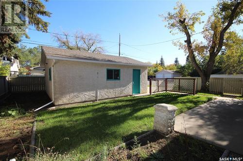 1602 98Th Street, North Battleford, SK - Outdoor