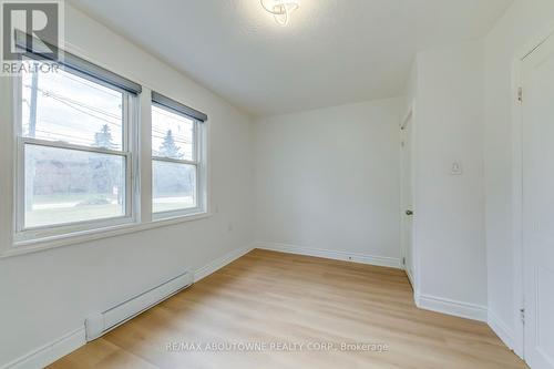 2055 Leighland Road, Burlington, ON - Indoor Photo Showing Other Room