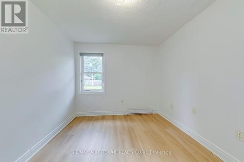 2055 Leighland Road, Burlington, ON - Indoor Photo Showing Other Room