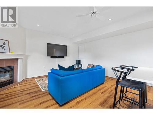 414 Herbert Heights Road, Kelowna, BC - Indoor Photo Showing Living Room With Fireplace