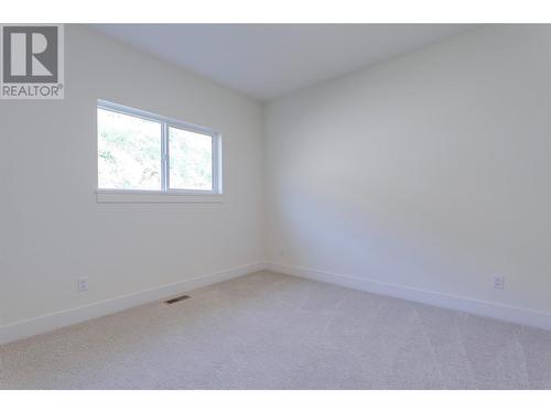 2822 Copper Ridge Drive, West Kelowna, BC - Indoor Photo Showing Other Room