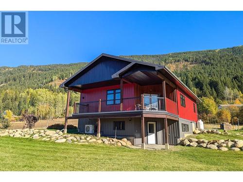 2346 Upper Glade  Road, Castlegar, BC - Outdoor With Deck Patio Veranda