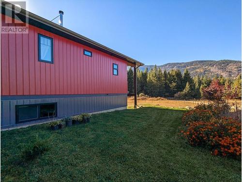 2346 Upper Glade  Road, Castlegar, BC - Outdoor