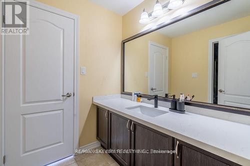 25 Hammerhead Road, Brampton, ON - Indoor Photo Showing Bathroom