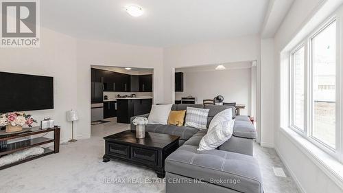 53 George Brier Drive E, Brant, ON - Indoor Photo Showing Living Room