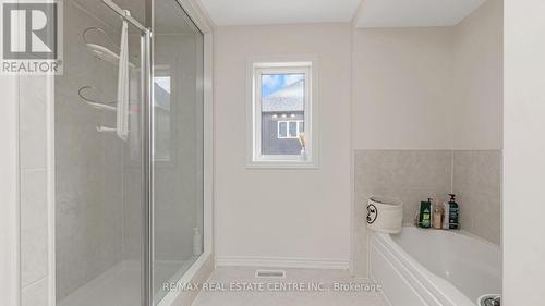 53 George Brier Drive E, Brant, ON - Indoor Photo Showing Bathroom