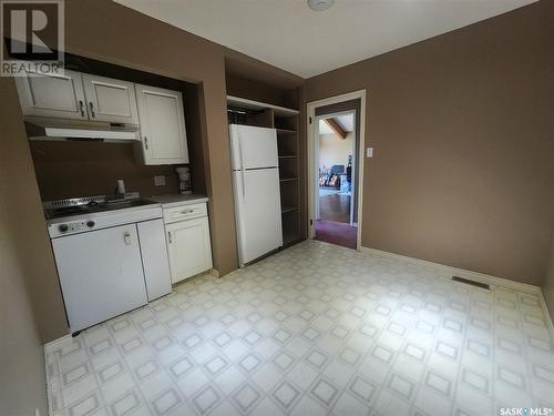 Lumsden Acreage, Lumsden Rm No. 189, SK - Indoor Photo Showing Kitchen