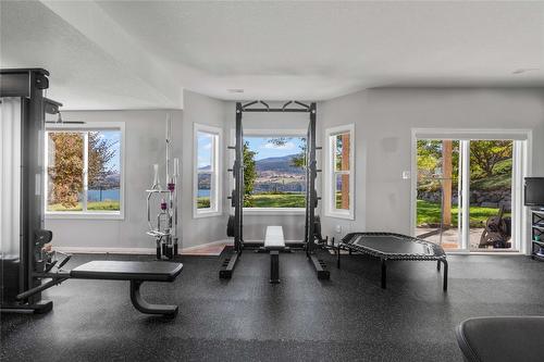 7901 Kalview Drive, Coldstream, BC - Indoor Photo Showing Gym Room