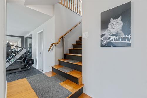 7901 Kalview Drive, Coldstream, BC - Indoor Photo Showing Other Room